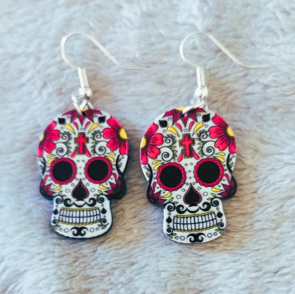 Skull earrings